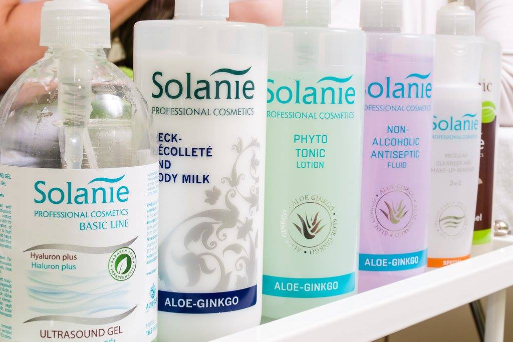 Oláh Timi Kozmetikus és 2D Műszempilla Stylist. Intim gyantázás. Szeged Makkosháza Gyöngyvirág u. 16. 